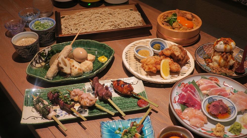 ランチもディナーにも対応できるメニュー内容（いまランチ営業はしていない）