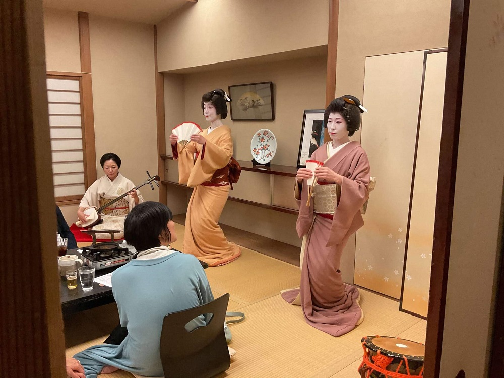 「桜なべ中江別館 金村」は、吉原文化にちなんだ催し物に活用されている