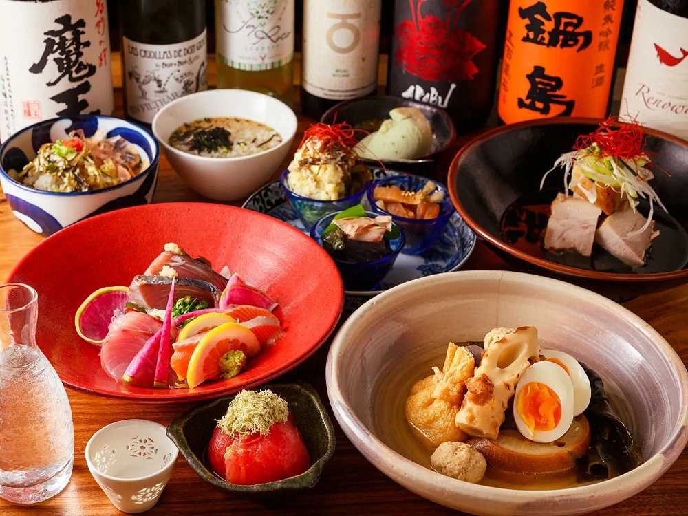 旬の食材を使用した、酒に合う一品料理を多数ラインアップして、顧客を飽きさせない