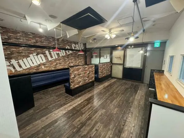 亀有のカフェ・喫茶店居抜きの内装