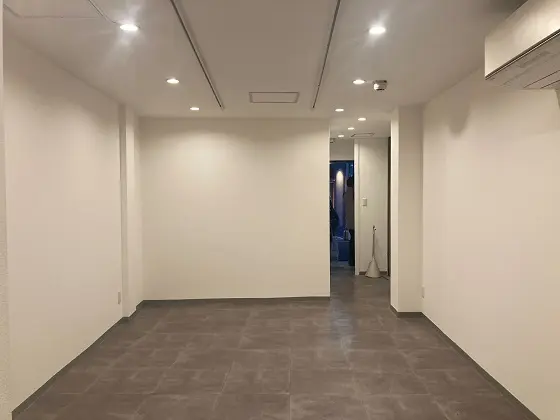 西武新宿の事務所仕様物件の内装