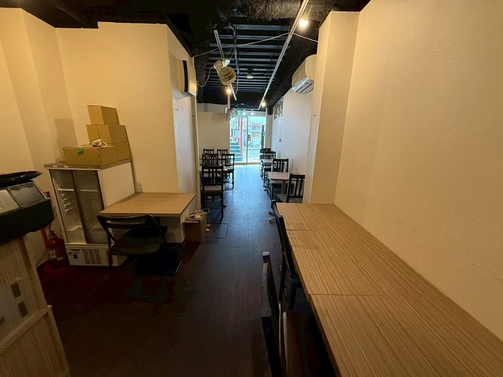 居酒屋の居抜き物件の内装