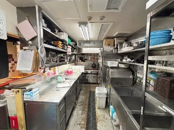 柏の焼肉屋居抜きの厨房