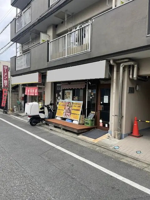蕨の居抜き店舗の外観