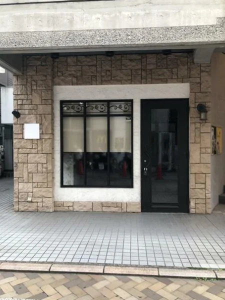 石川町のスケルトン物件の外観