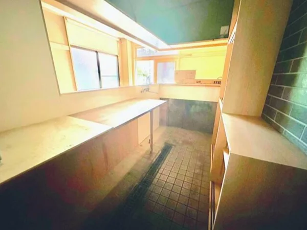 糀谷の居抜き店舗の厨房