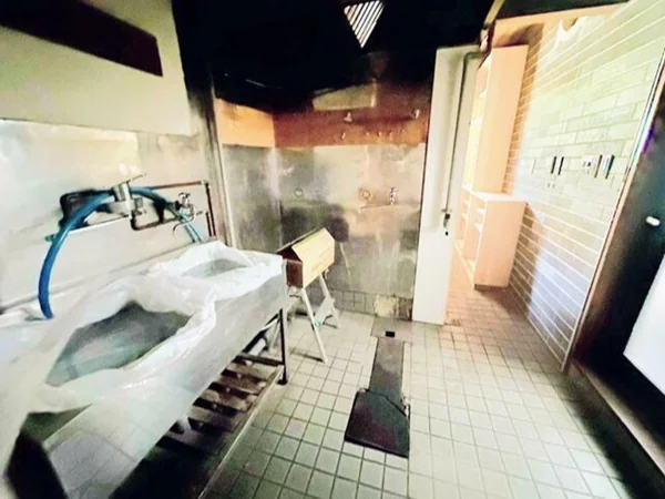 糀谷のうどん・そば居抜きの厨房