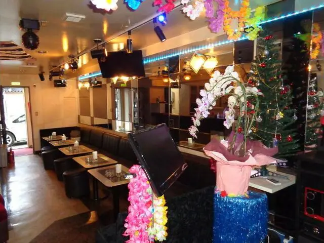 川口のスナック・パブ居抜きの内装