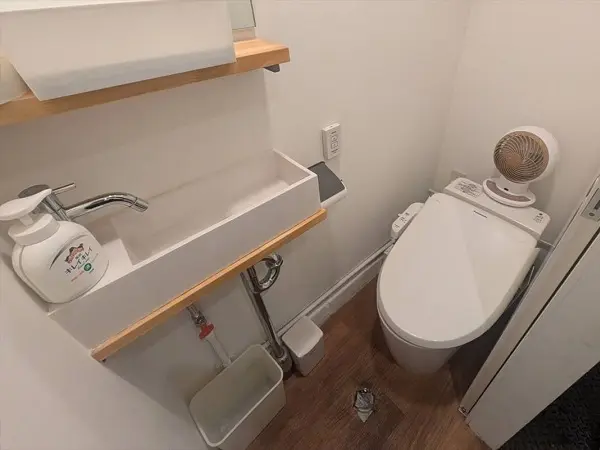 うどん・そばの居抜き物件のトイレ