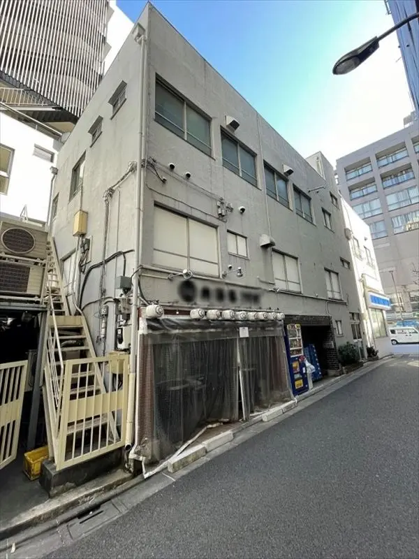 飯田橋のうどん・そば居抜きの外観