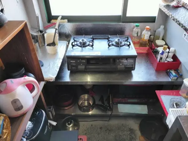 居酒屋の居抜き物件の厨房