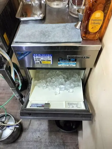 居酒屋の居抜き物件の厨房