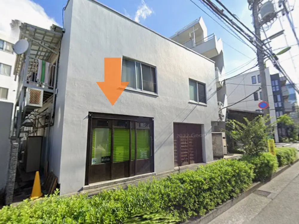 池尻大橋のスケルトン店舗物件の外観