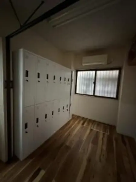 天王町のテイクアウト居抜きの内装