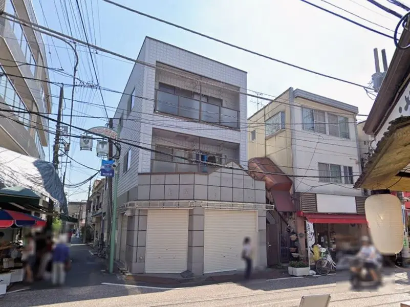 テイクアウトの居抜き物件の外観