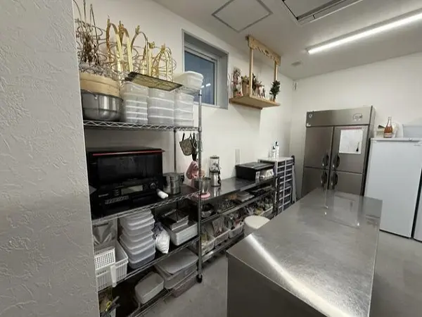 エステの居抜き物件の厨房
