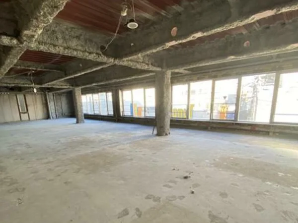 八千代台のスケルトン物件の内装