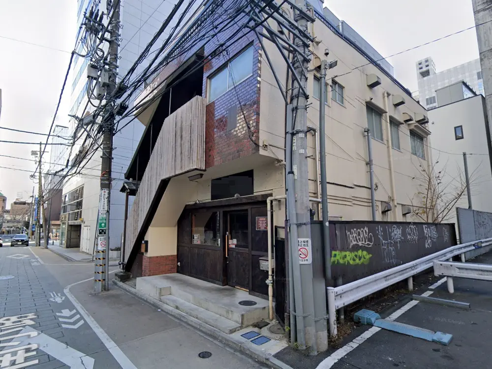 八王子の居抜き店舗の外観