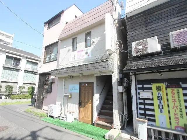 スナック・パブの居抜き物件の外観