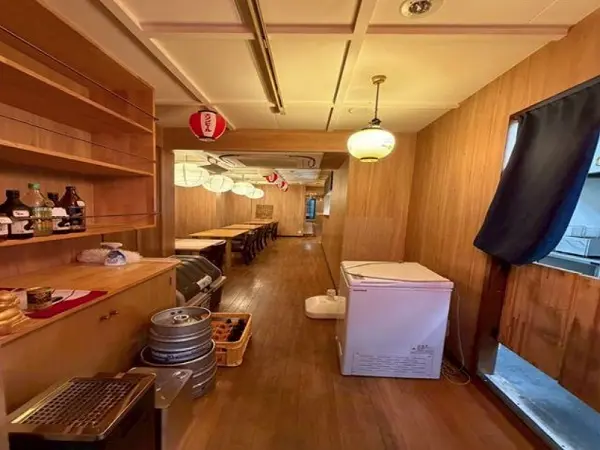 居酒屋の居抜き物件の内装