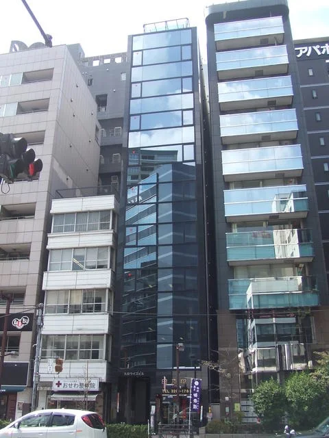 九段下の事務所仕様店舗物件の外観