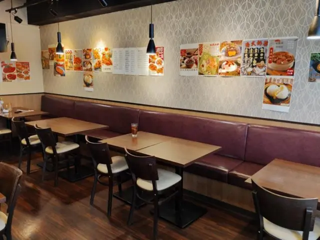 中華料理の居抜き物件の内装