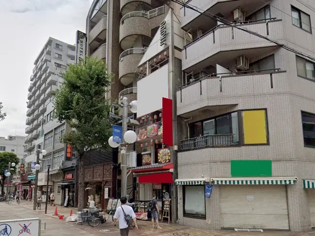 貸店舗(スケルトン)の外観