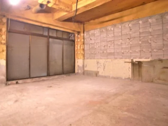 貸店舗(スケルトン)の内装