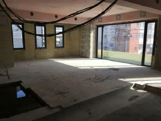 みずほ台のスケルトン物件の内装