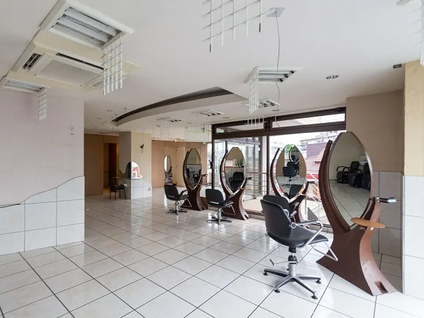 新所沢の美容室・理容室居抜きの内装