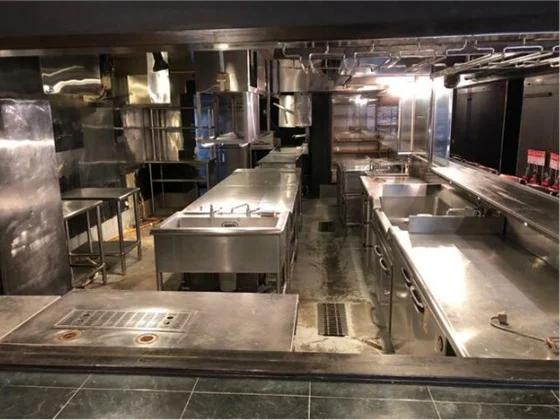 和食の居抜き物件の厨房