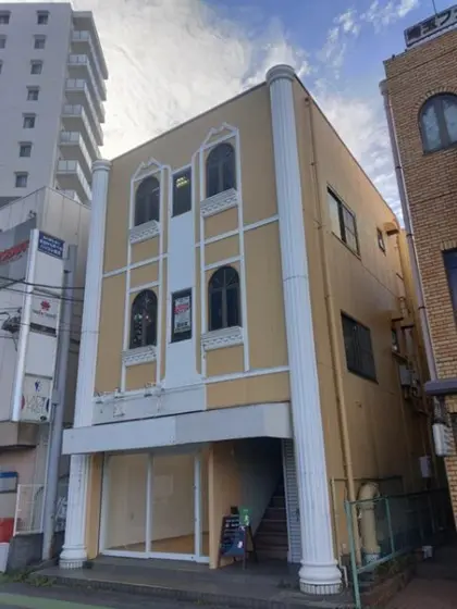 新所沢の居抜き店舗の外観