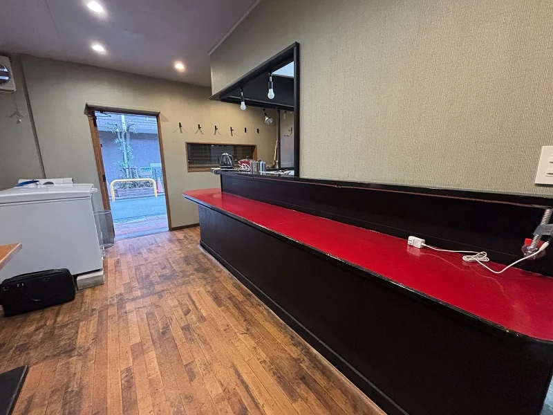 小田急相模原のラーメン居抜きの内装