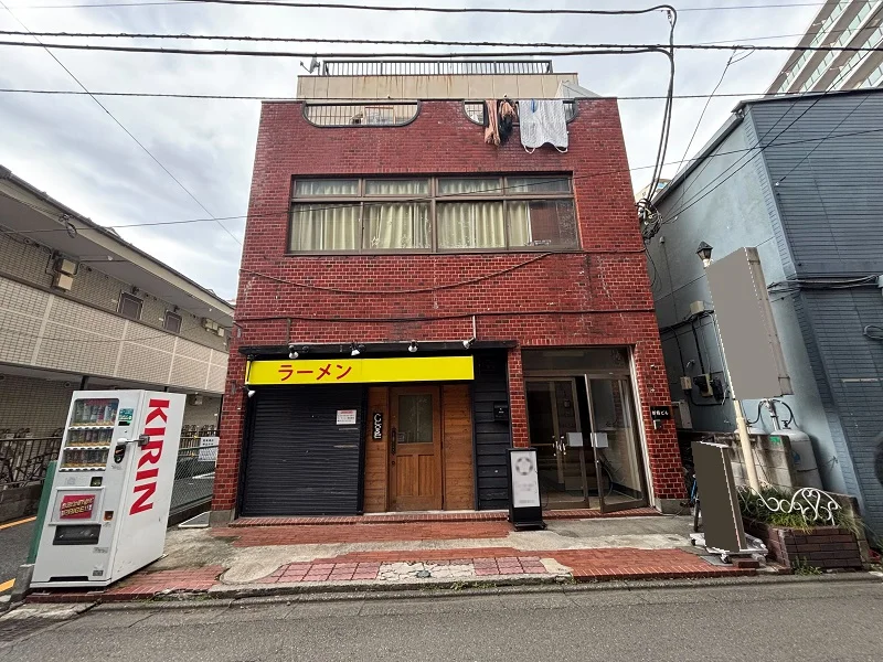 小田急相模原の居抜き店舗の外観