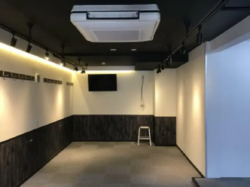 貸店舗(事務所仕様)の内装