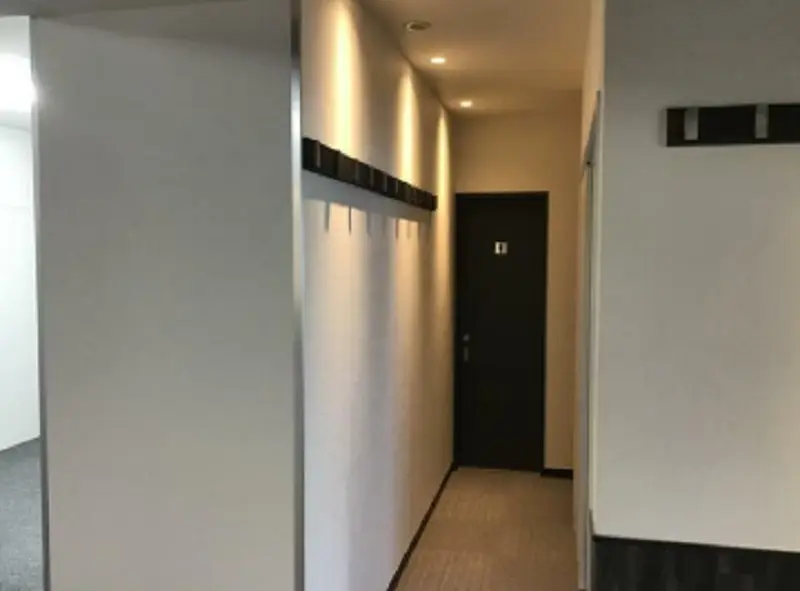 菊名の事務所仕様店舗物件の内装