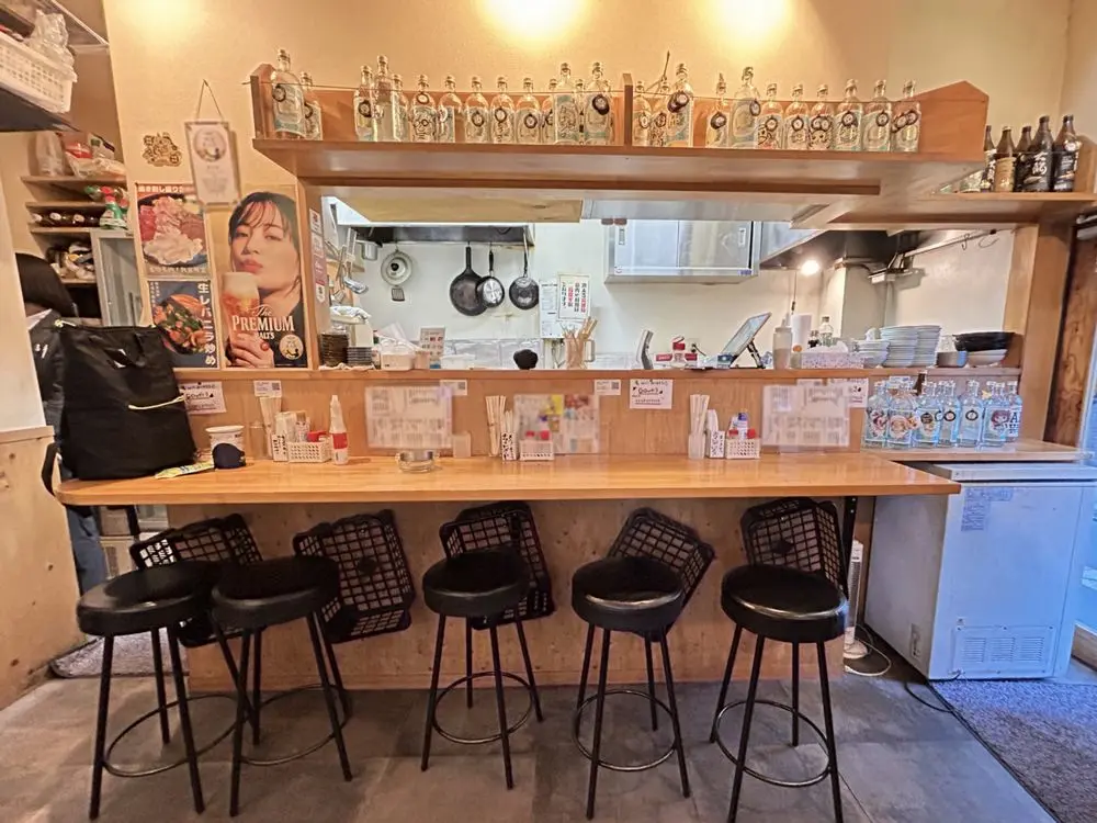 焼鳥・焼きとんの居抜き物件の内装