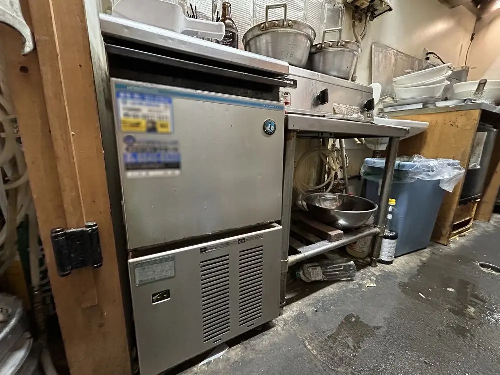 阿佐ケ谷の焼鳥・焼きとん居抜きの厨房