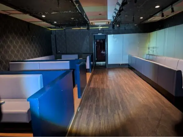 スナック・パブの居抜き物件の内装