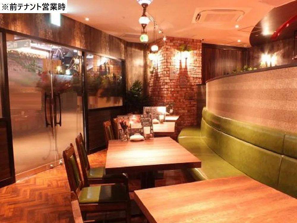 柏のダイニングバー居抜きの内装