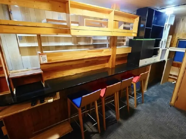 蒲田の居抜き店舗の内装