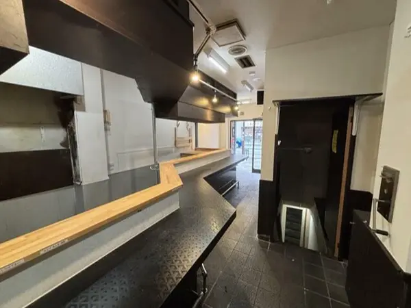 高田馬場のラーメン居抜きの内装