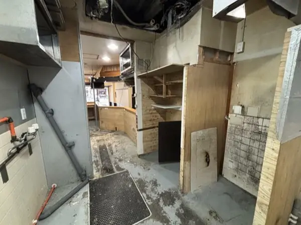 ラーメンの居抜き物件の厨房