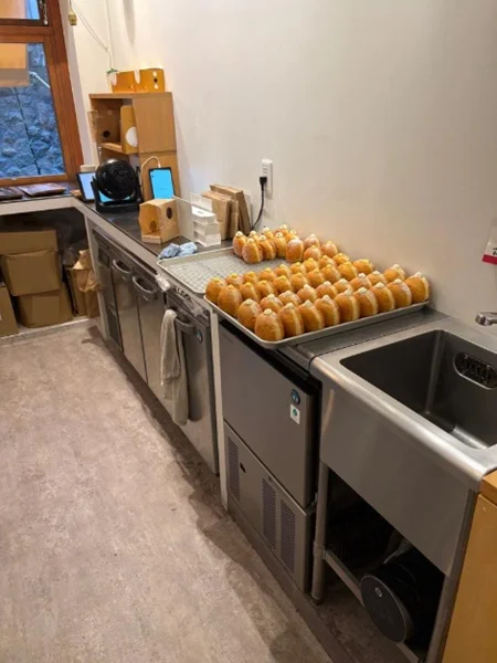 都立大学のテイクアウト居抜きの内装