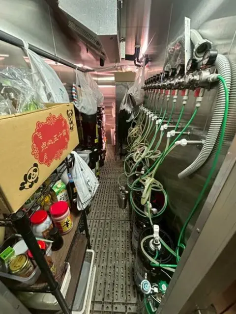 赤坂の居酒屋居抜きの内装