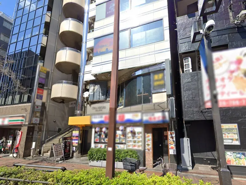 池袋のリース店舗物件の外観
