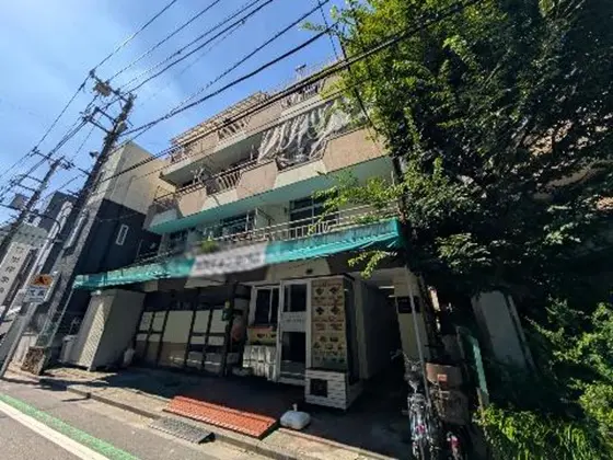 目白のスケルトン店舗物件の外観