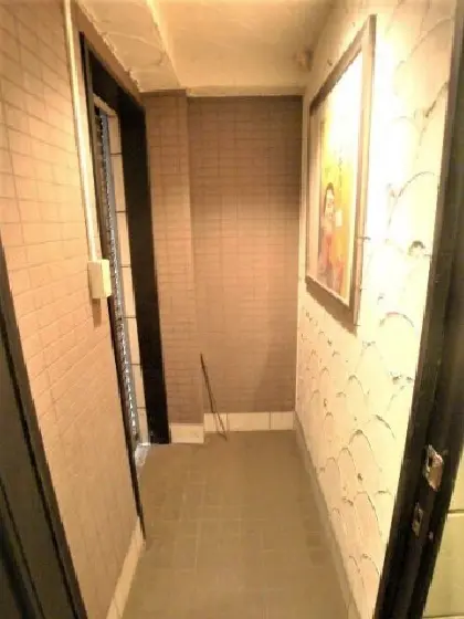 東大和市の居抜き店舗のエントランス