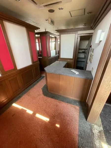 鉄板焼きの居抜き物件の内装