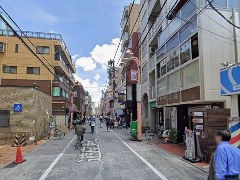 大山のダイニングバー居抜きの外観